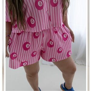 PINK 8BALL/STRIPE FLOWY SHORTS